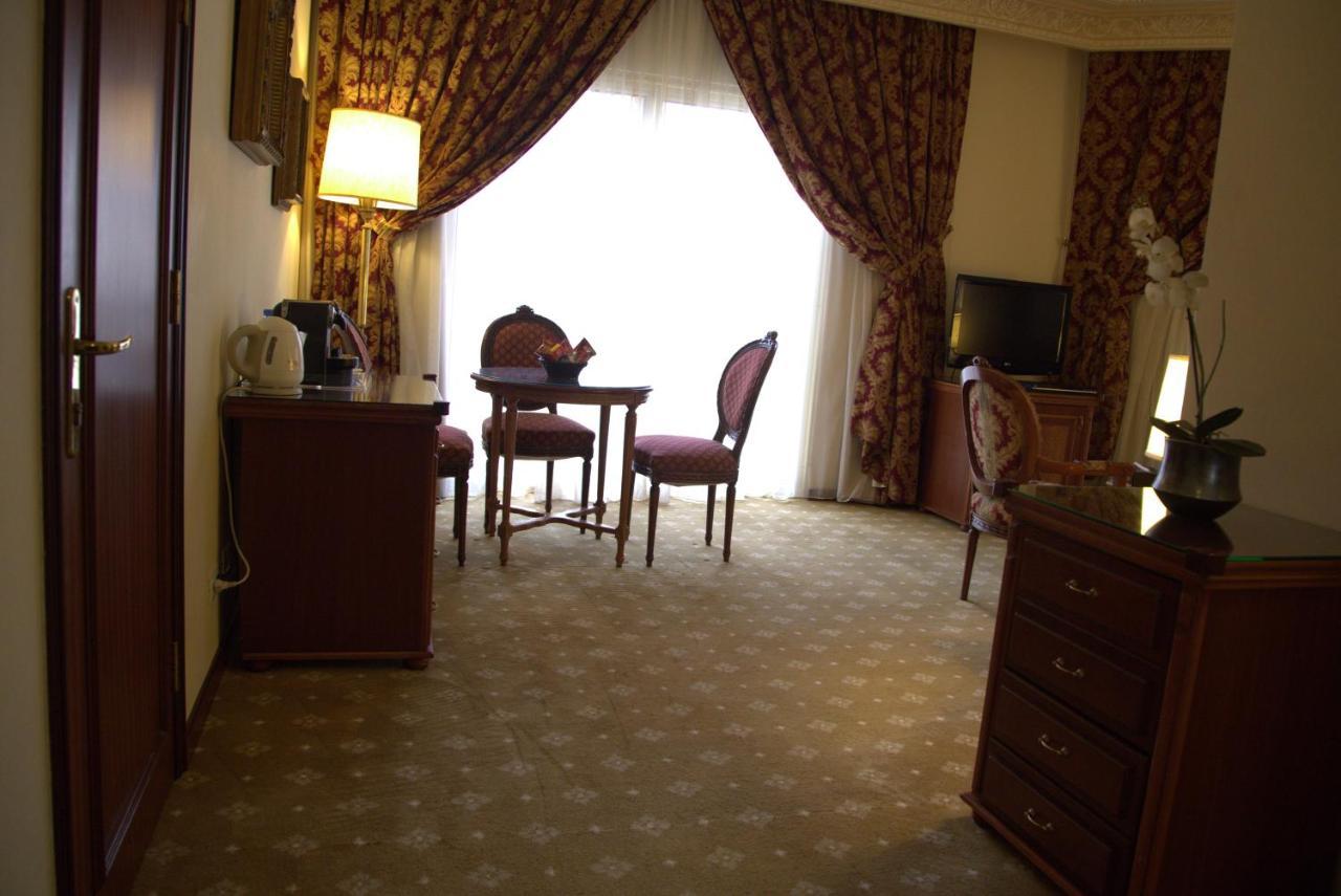 Serenada Golden Palace - Boutique Hotel Бейрут Экстерьер фото