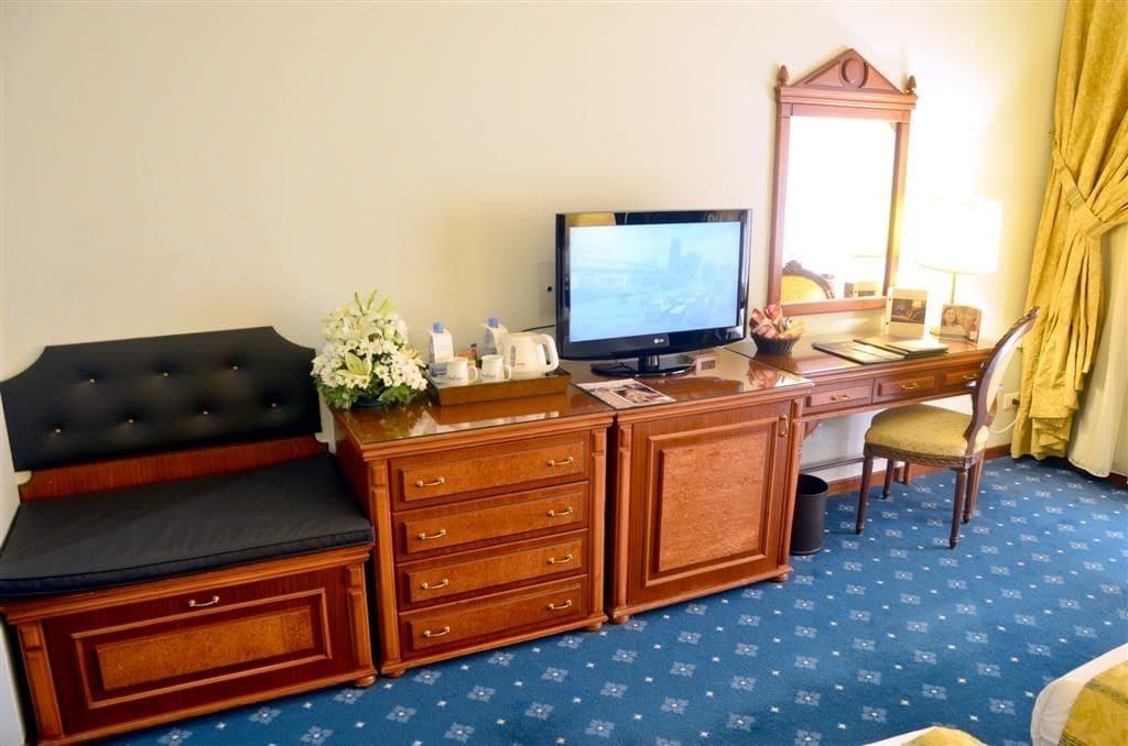 Serenada Golden Palace - Boutique Hotel Бейрут Экстерьер фото