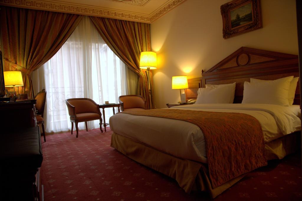 Serenada Golden Palace - Boutique Hotel Бейрут Экстерьер фото