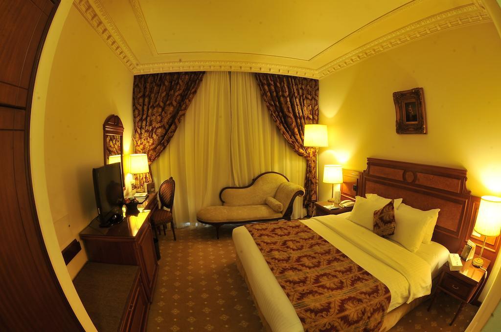 Serenada Golden Palace - Boutique Hotel Бейрут Экстерьер фото