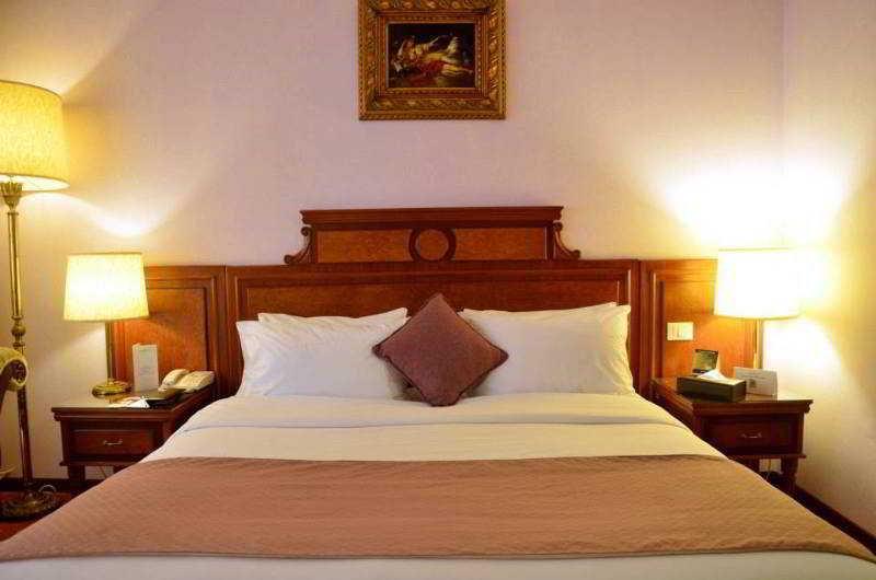 Serenada Golden Palace - Boutique Hotel Бейрут Экстерьер фото