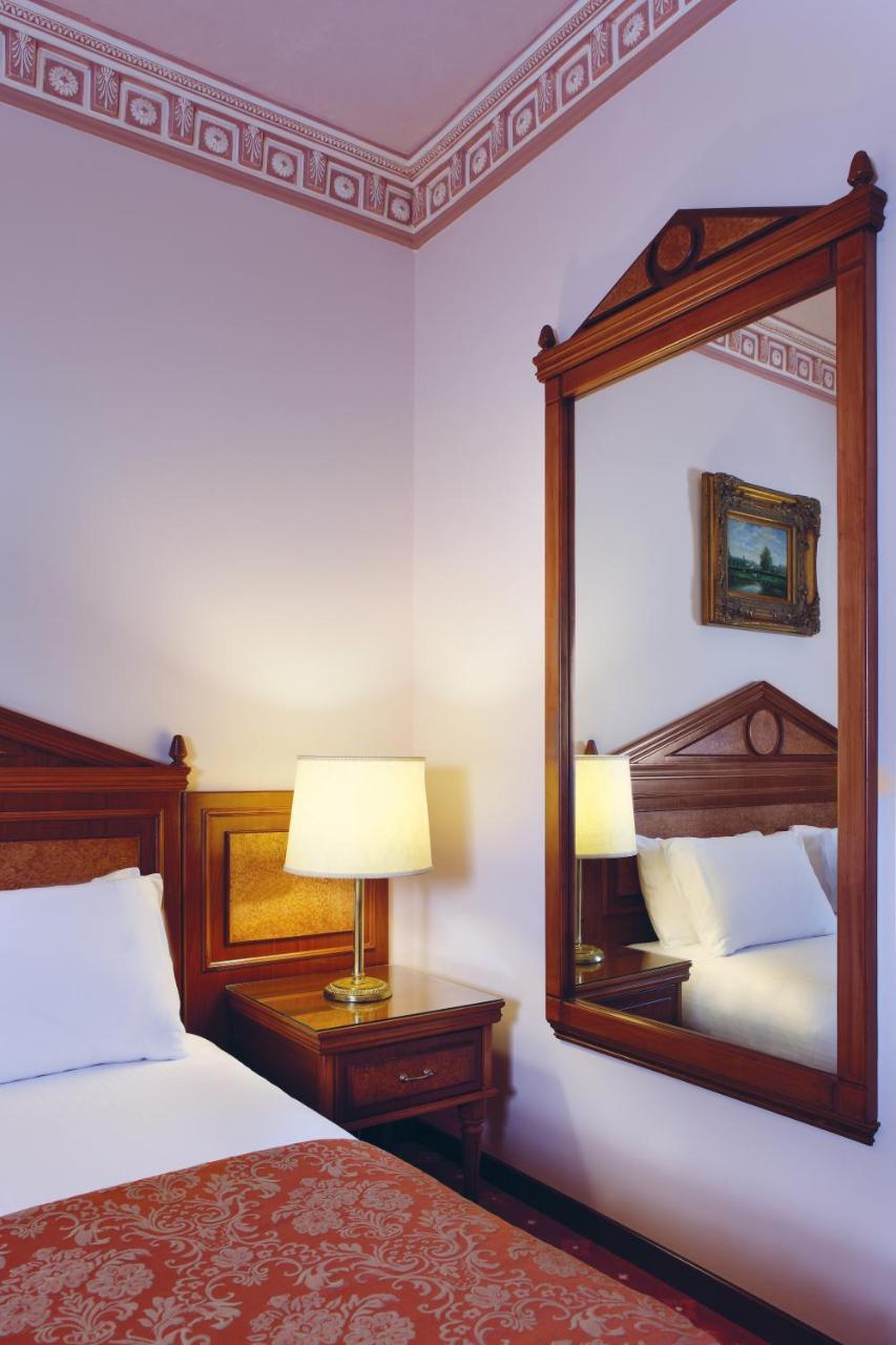 Serenada Golden Palace - Boutique Hotel Бейрут Экстерьер фото